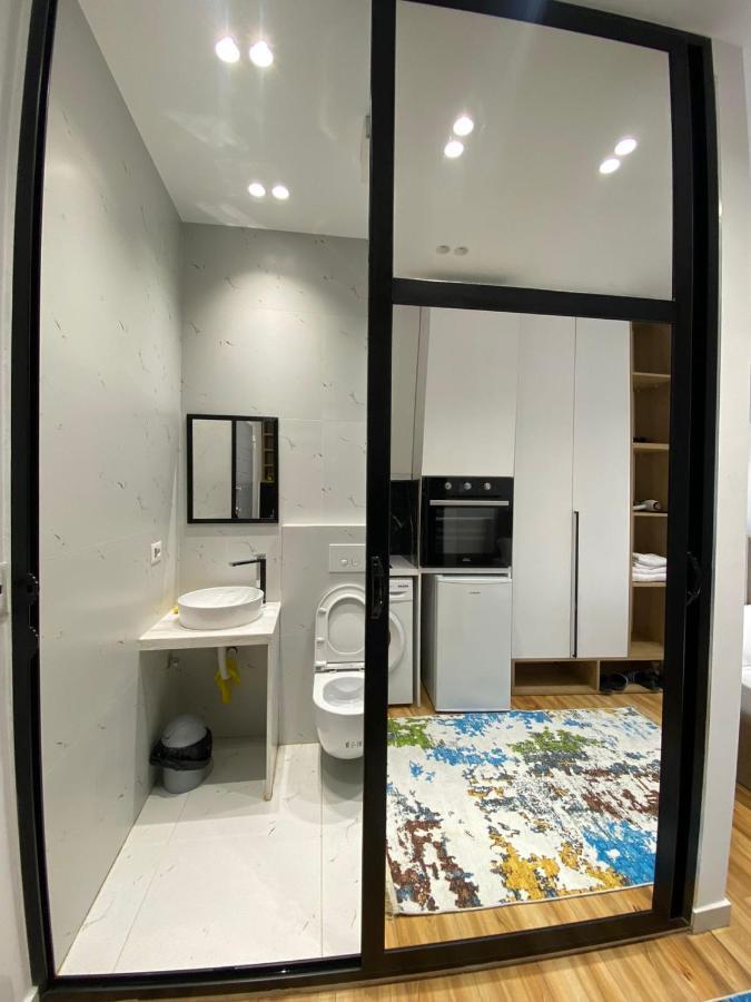 Luxury Apartments Blloku Tirana Bagian luar foto