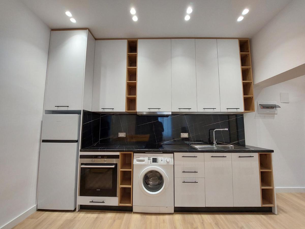 Luxury Apartments Blloku Tirana Bagian luar foto