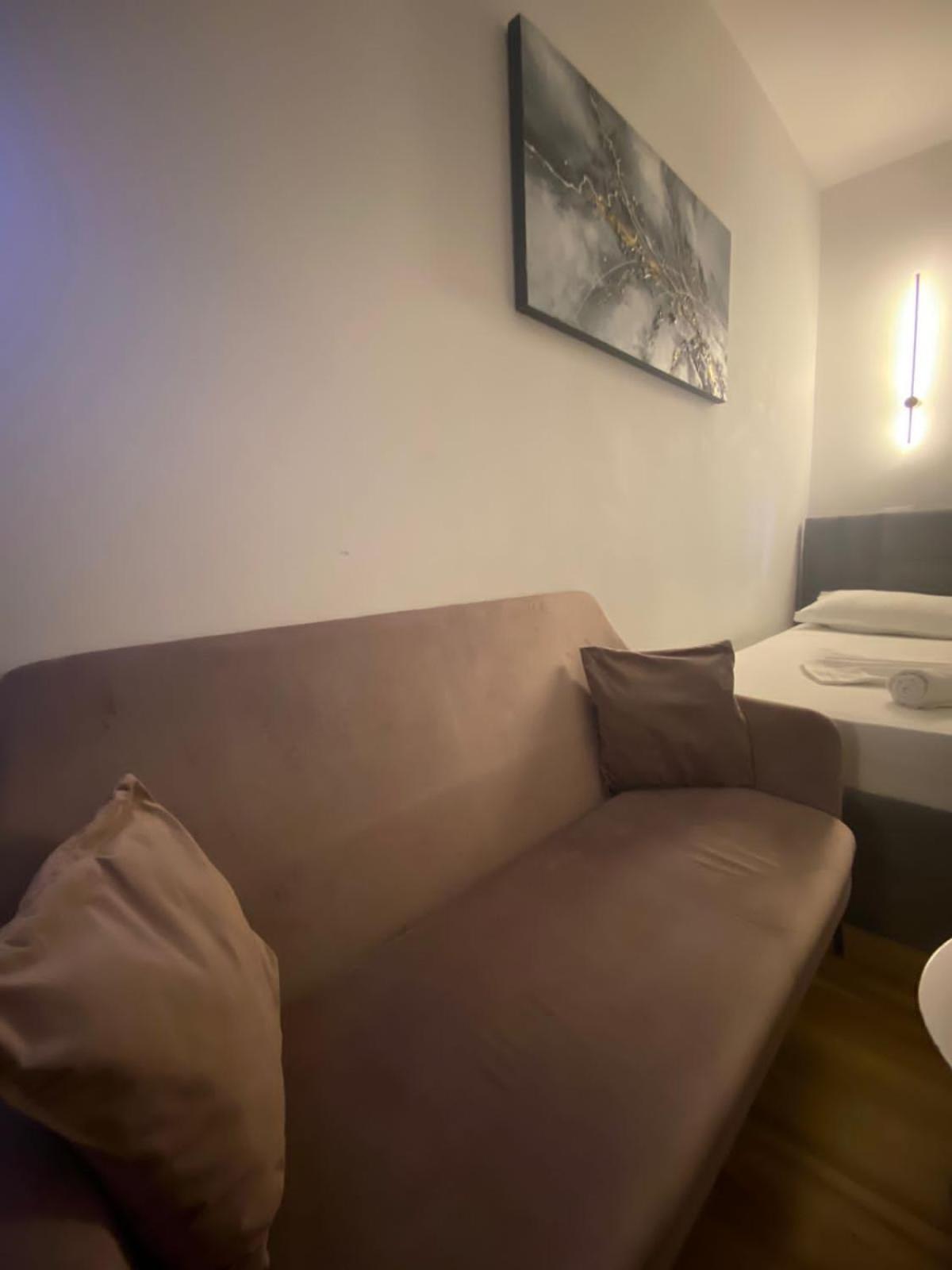 Luxury Apartments Blloku Tirana Bagian luar foto