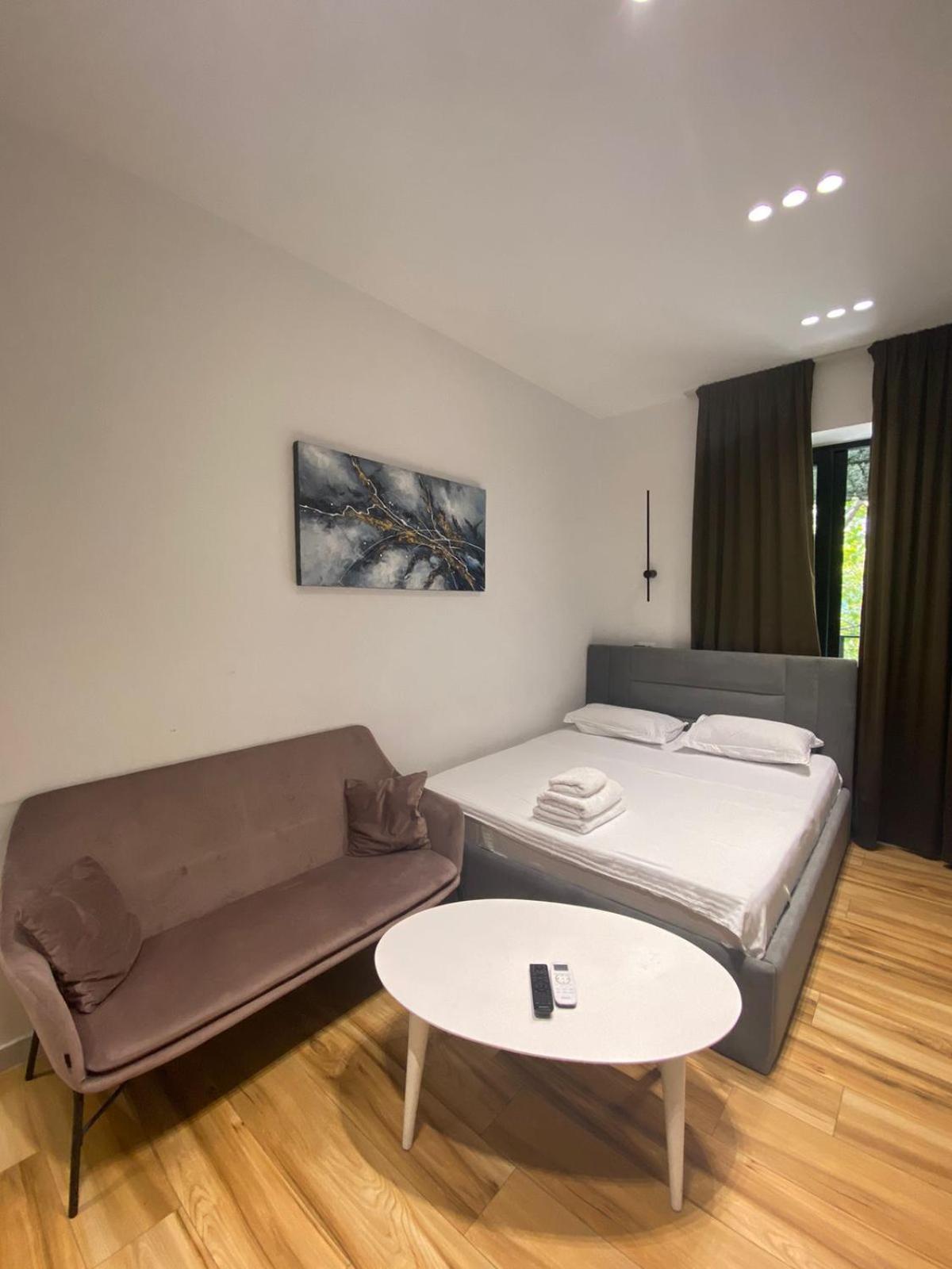 Luxury Apartments Blloku Tirana Bagian luar foto