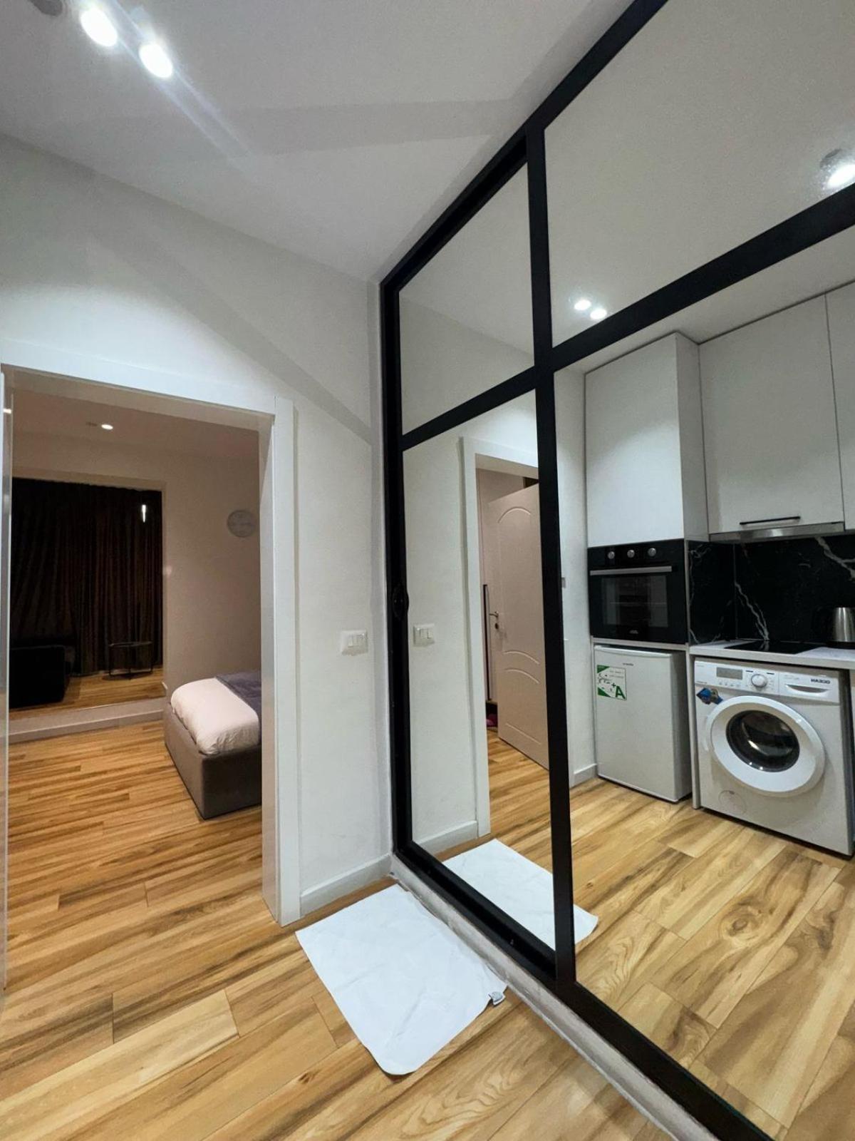 Luxury Apartments Blloku Tirana Bagian luar foto