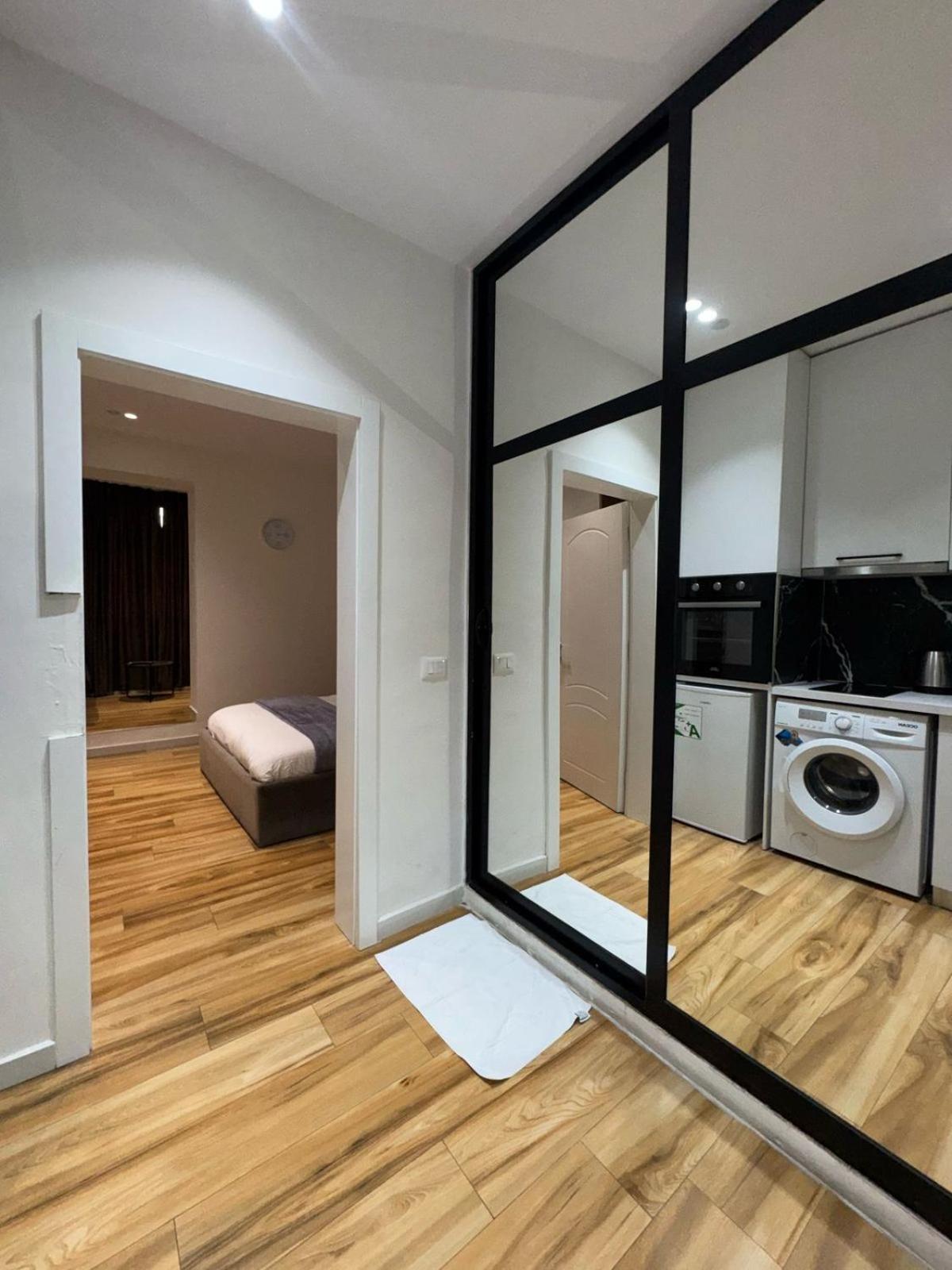Luxury Apartments Blloku Tirana Bagian luar foto