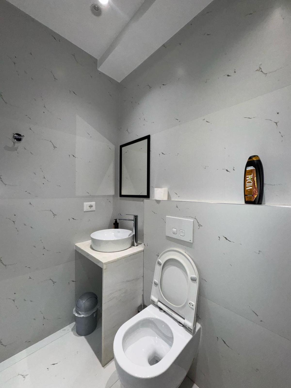 Luxury Apartments Blloku Tirana Bagian luar foto